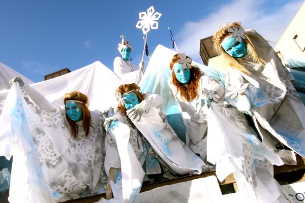 Ice princesses on the Coronet Peak Street Parade float